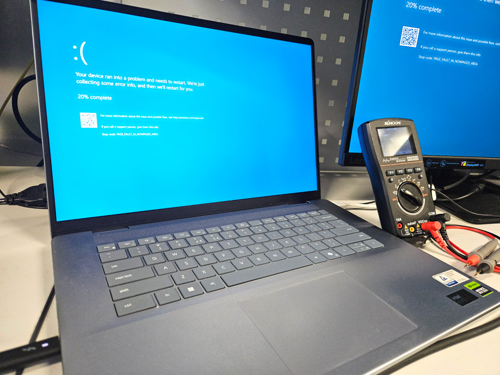 Laptop z BlueScreenem